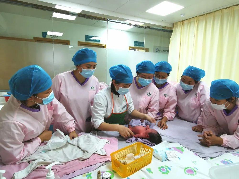 孟州市妇婴监护型护送